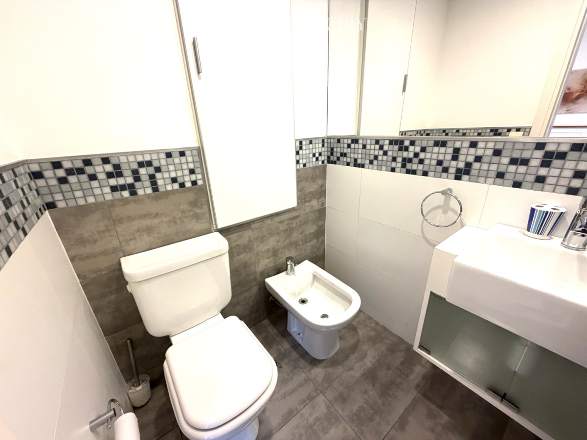 Apartamento ID.10219 - Apartamento de 2 dormitorios y medio en excelente ubicacion Brava - Punta del Este
