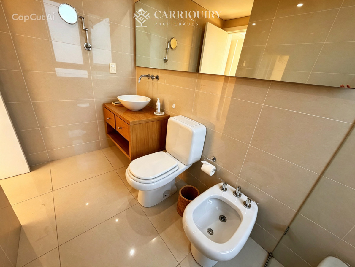 Apartamento ID.10510/Apartamento-en-Montoya,-3-dormitorios,-amplia-vista-al-mar. - espectacular apartamento de 2 suitesaa, en playa brava
