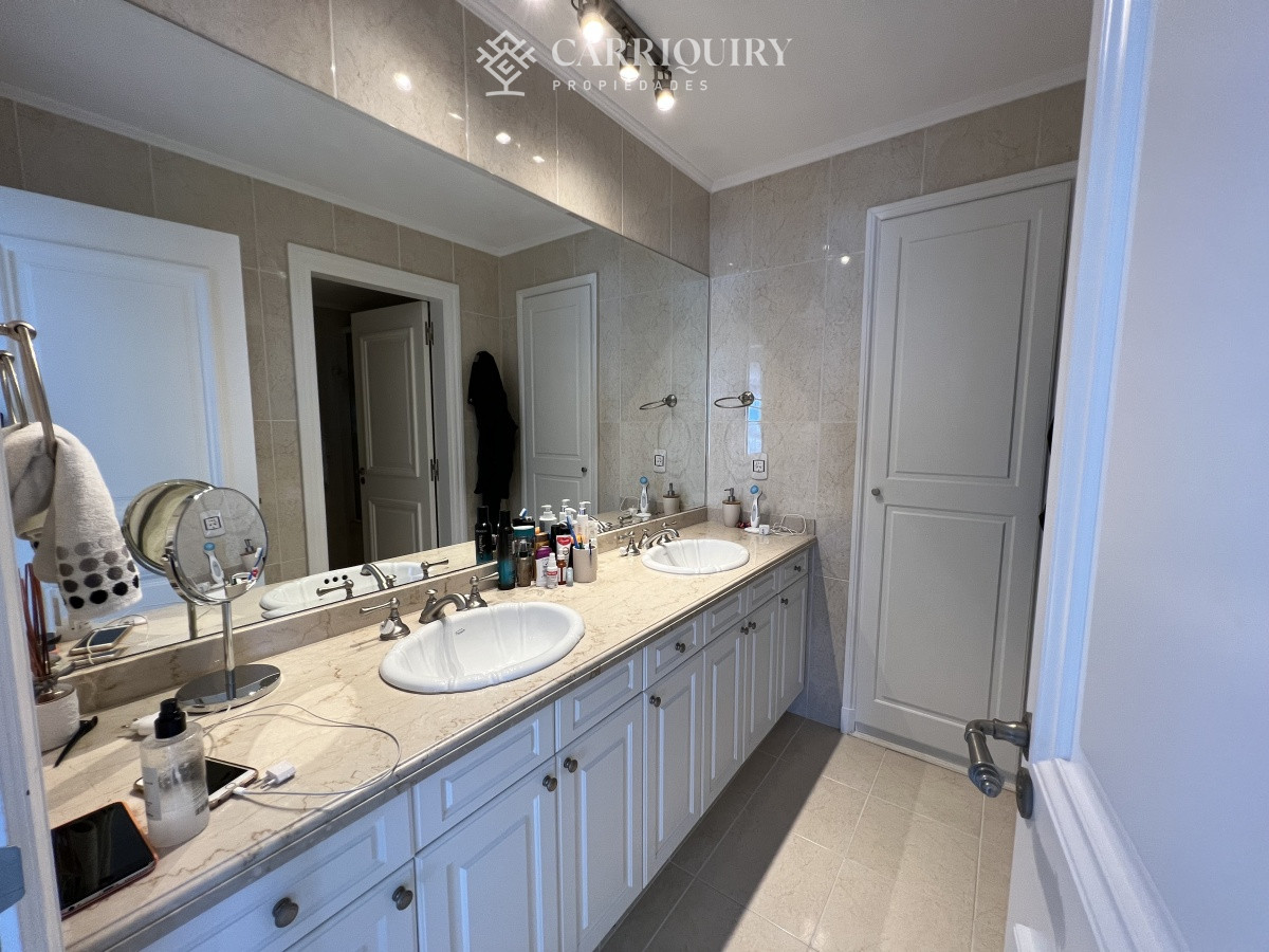 Apartamento ID.8103/Apartamento-en-Mansa--Punta-del-Este - mansa primera linea