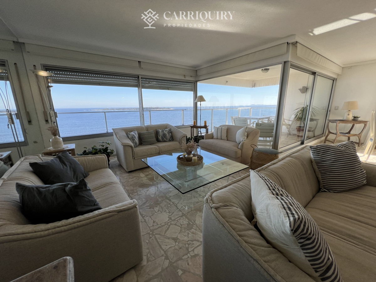 Apartamento ID.8639 - OPORTUNIDAD APARTAMENTO FRENTE AL MAR DE 3 DORMITORIOS EN PLAYA MANSA