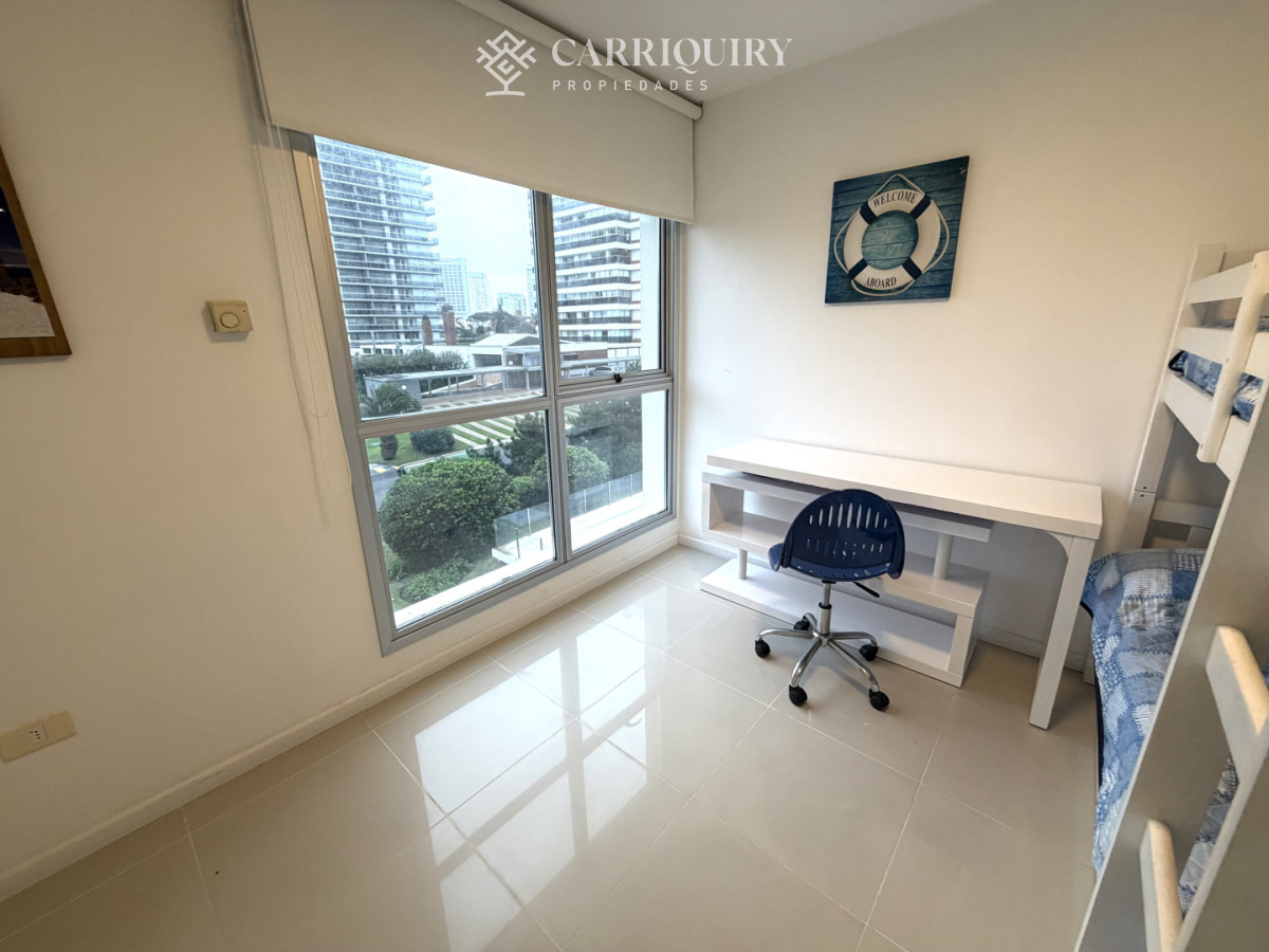 Apartamento ID.10219 - Apartamento de 2 dormitorios y medio en excelente ubicacion Brava - Punta del Este