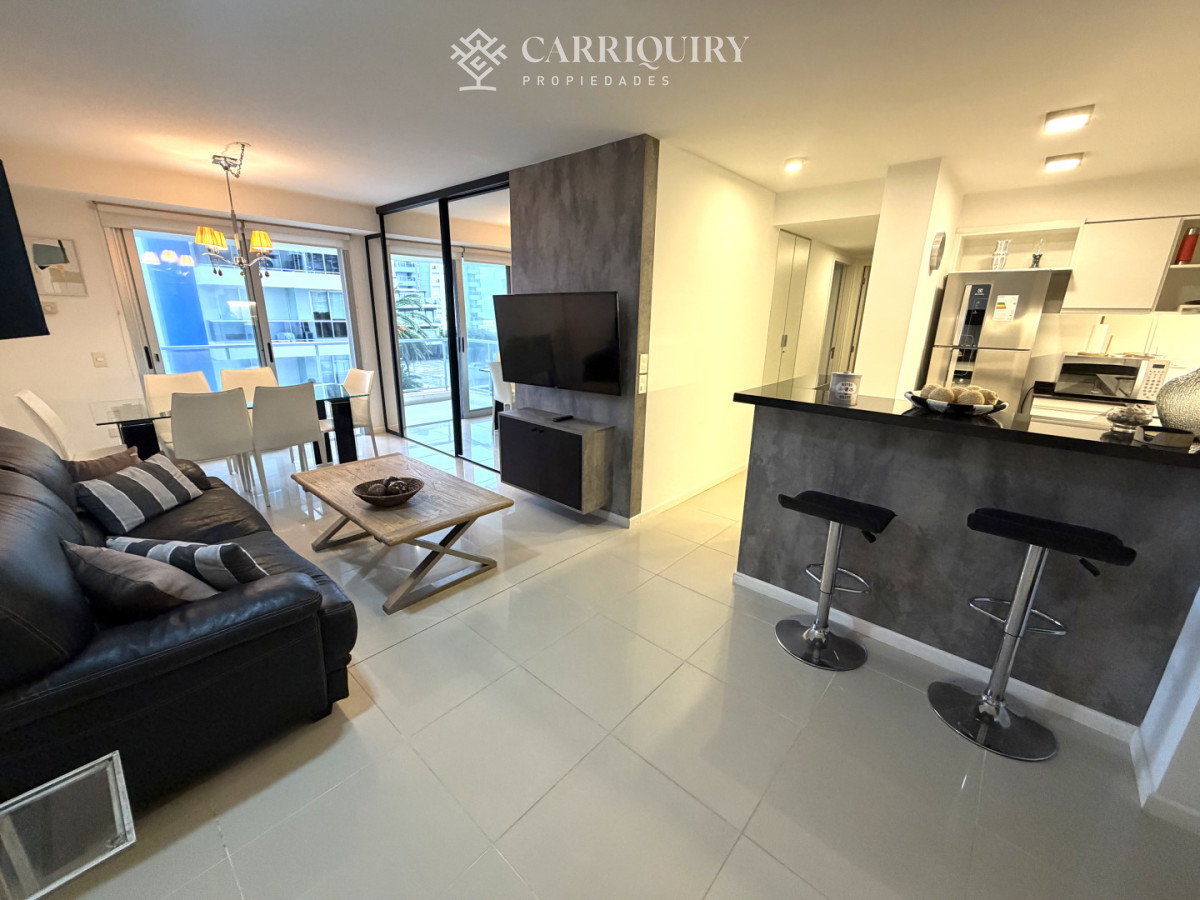 Apartamento ID.10219 - Apartamento de 2 dormitorios y medio en excelente ubicacion Brava - Punta del Este