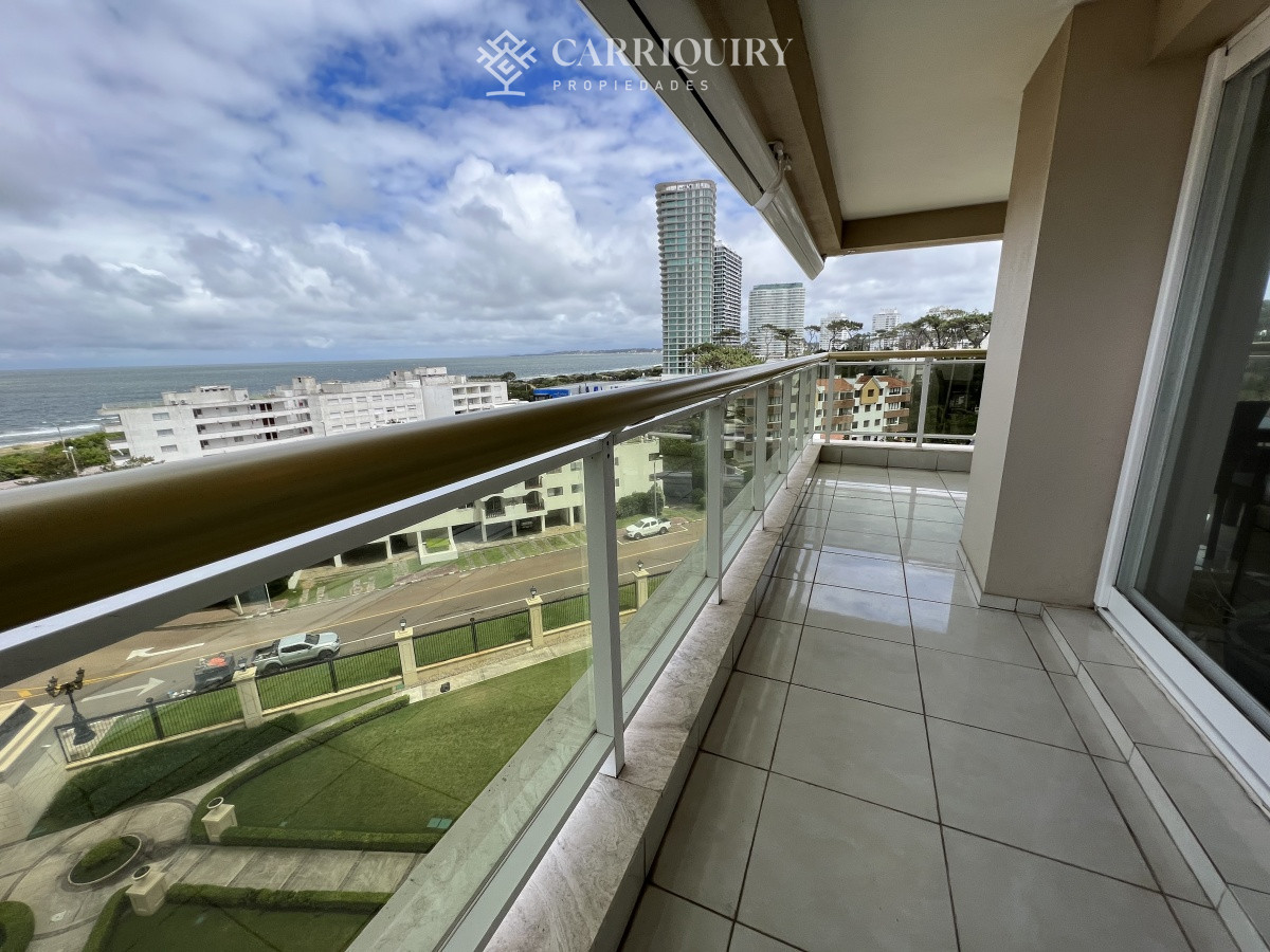 Apartamento ID.8103/Apartamento-en-Mansa--Punta-del-Este - mansa primera linea