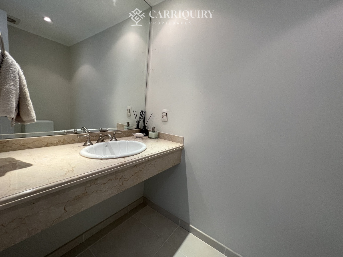 Apartamento ID.8103/Apartamento-en-Mansa--Punta-del-Este - mansa primera linea