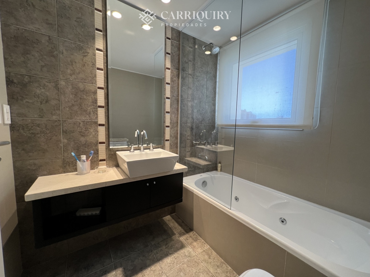 Apartamento ID.7320/Exclusivo-Apartamento-en-Imperiale-Torre-III--2-Dormitorios-con-Vista-al-Mar - Apartamento en Mansa - Punta del Este