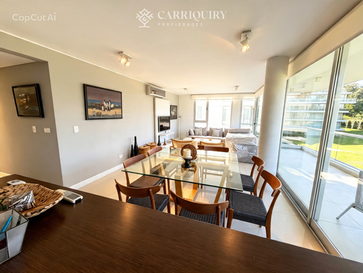 Apartamento ID.10510/Apartamento-en-Montoya,-3-dormitorios,-amplia-vista-al-mar. - espectacular apartamento de 2 suitesaa, en playa brava