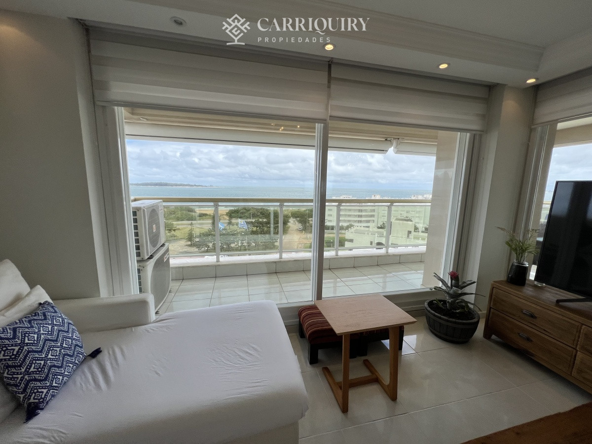 Apartamento ID.8103/Apartamento-en-Mansa--Punta-del-Este - mansa primera linea