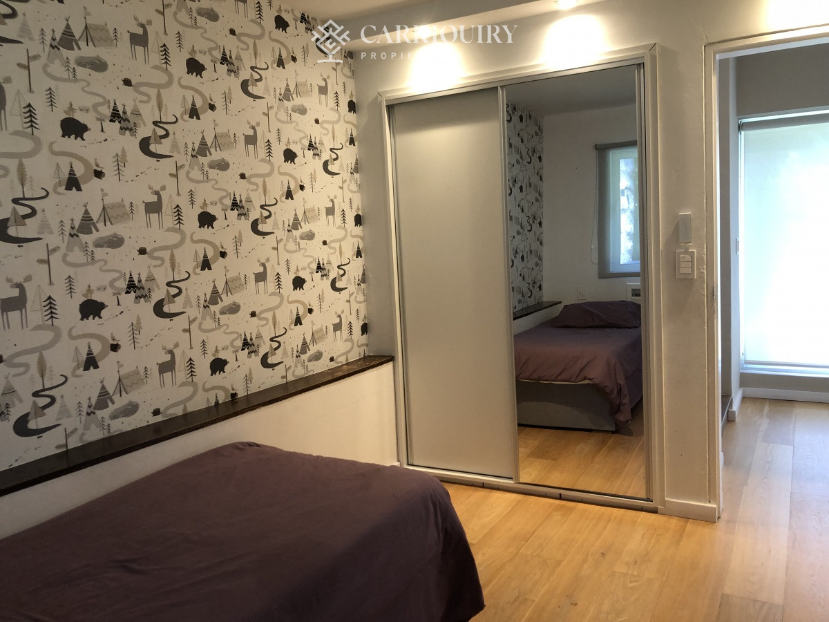 Casa ID.5834/Casa,-3-dorm,-punta-del-este,-jardines-de-cordoba,-alquiler-y-venta - lugano amplio jardin con piscina