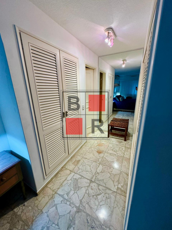 Apartamento ID.1270 - Retasado. Espectacular apartamento en venta en primera linea mansa