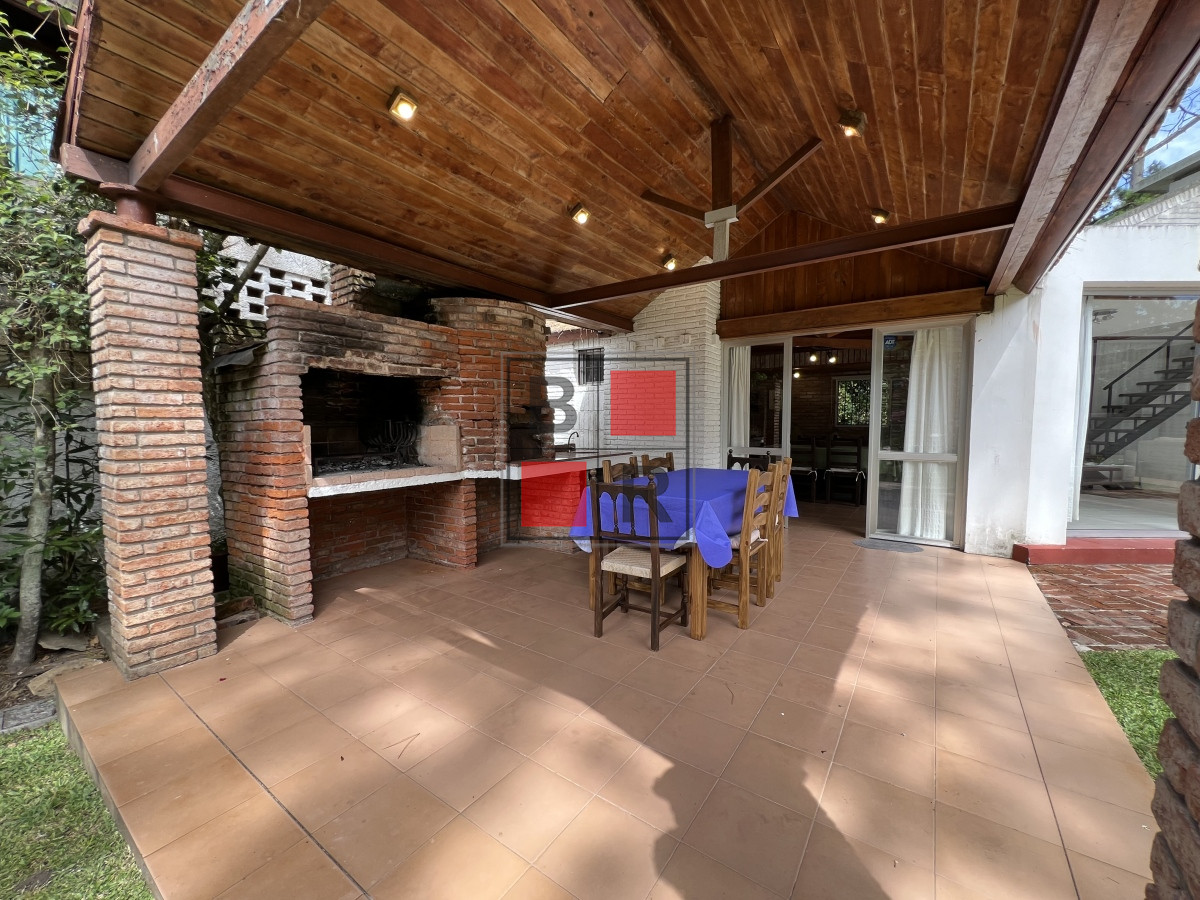 Casa ID.1107 - Casa en Lugano - Punta del Este