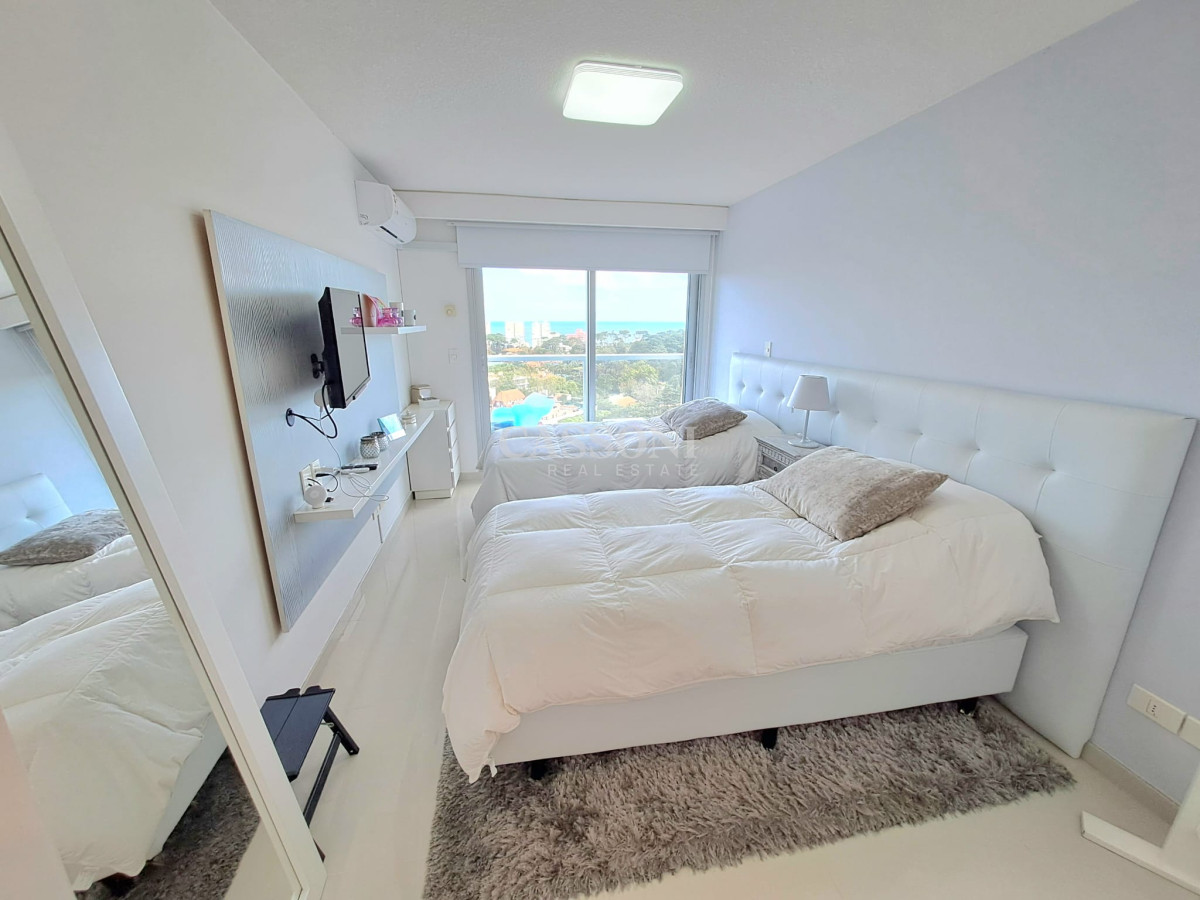 Apartamento ID.4835 - OPORTUNIDAD EN VENTA 3 DORMITORIOS SUMMER TOWER