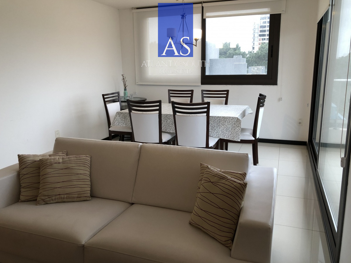 Apartamento ID.4607 - Apartamento de 3 dormitorios con servicios Punta del Este