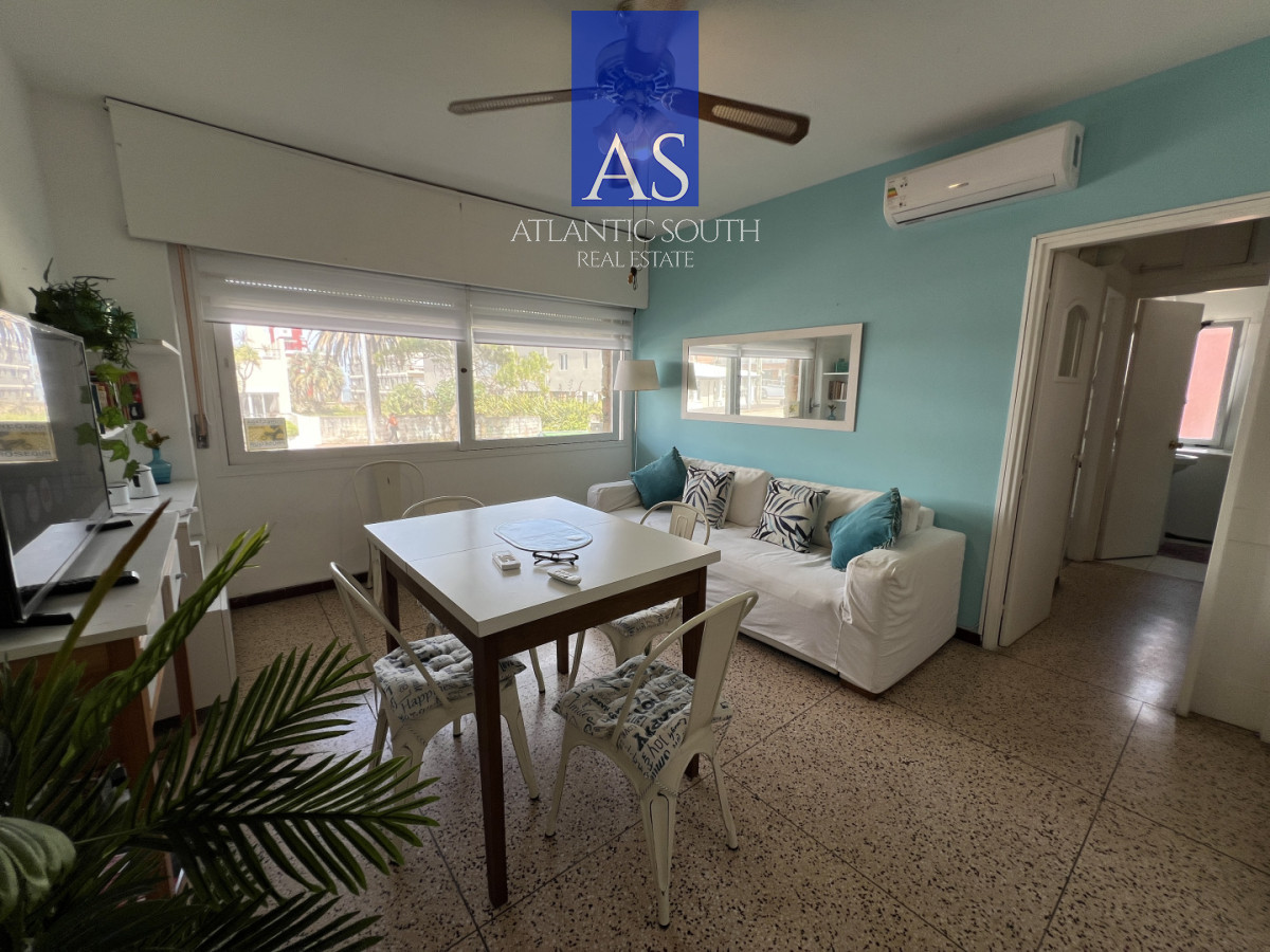 Apartamento ID.4515 - Apartamento 2 dormitorios con garage en Península excelente zona Punta del Este