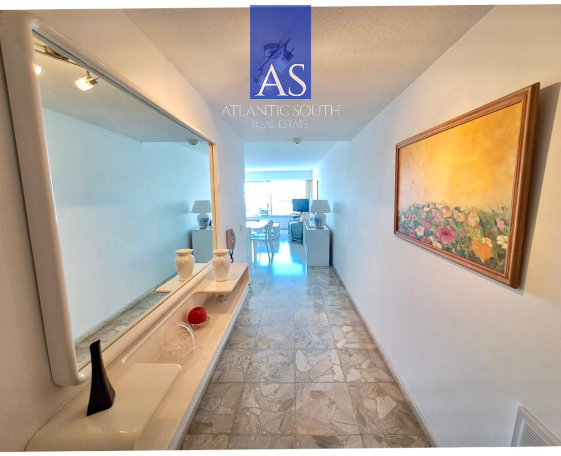 Apartamento ID.4364 - Apartamento 2 dormitorios y medio primera línea cln servicios Playa Mansa