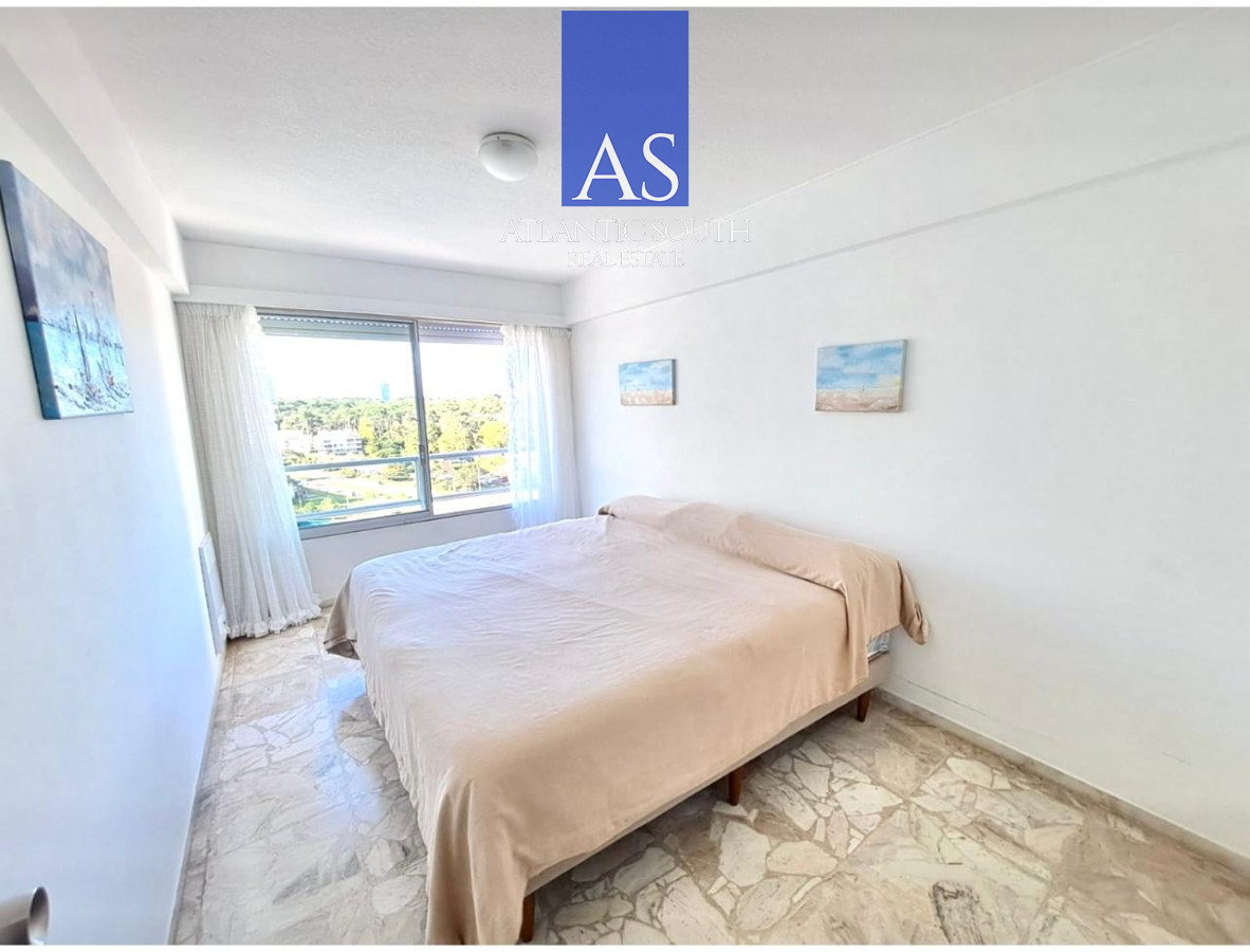 Apartamento ID.4364 - Apartamento 2 dormitorios y medio primera línea cln servicios Playa Mansa
