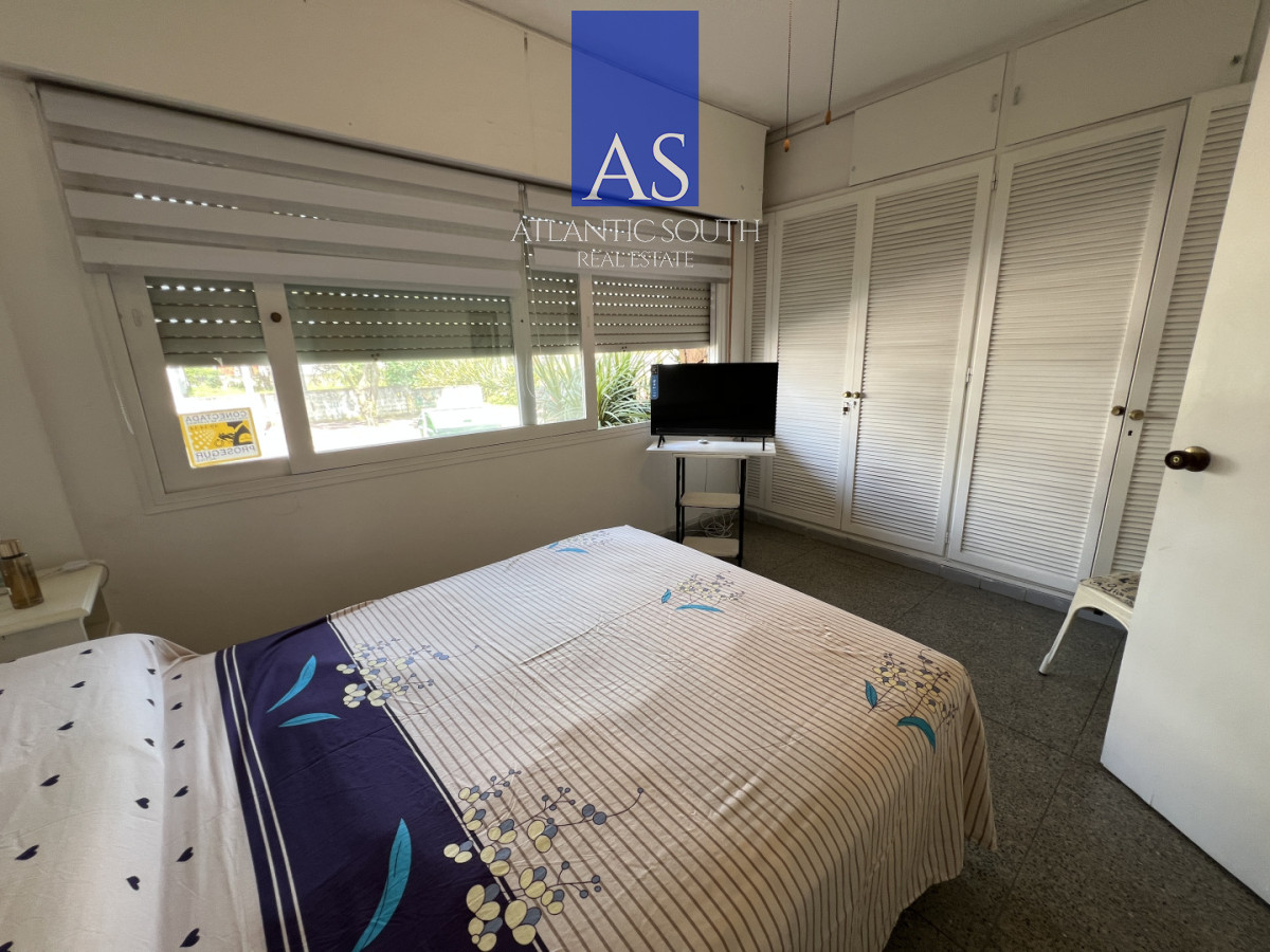 Apartamento ID.4515 - Apartamento 2 dormitorios con garage en Península excelente zona Punta del Este