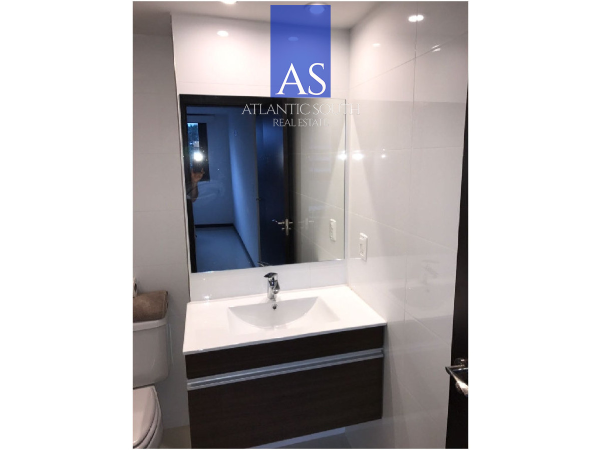 Apartamento ID.4607 - Apartamento de 3 dormitorios con servicios Punta del Este