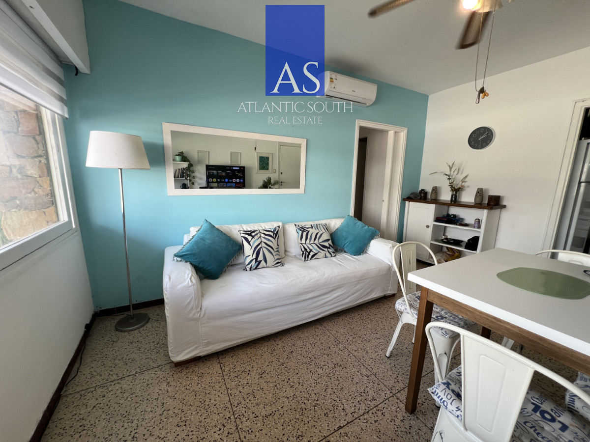 Apartamento ID.4515 - Apartamento 2 dormitorios con garage en Península excelente zona Punta del Este