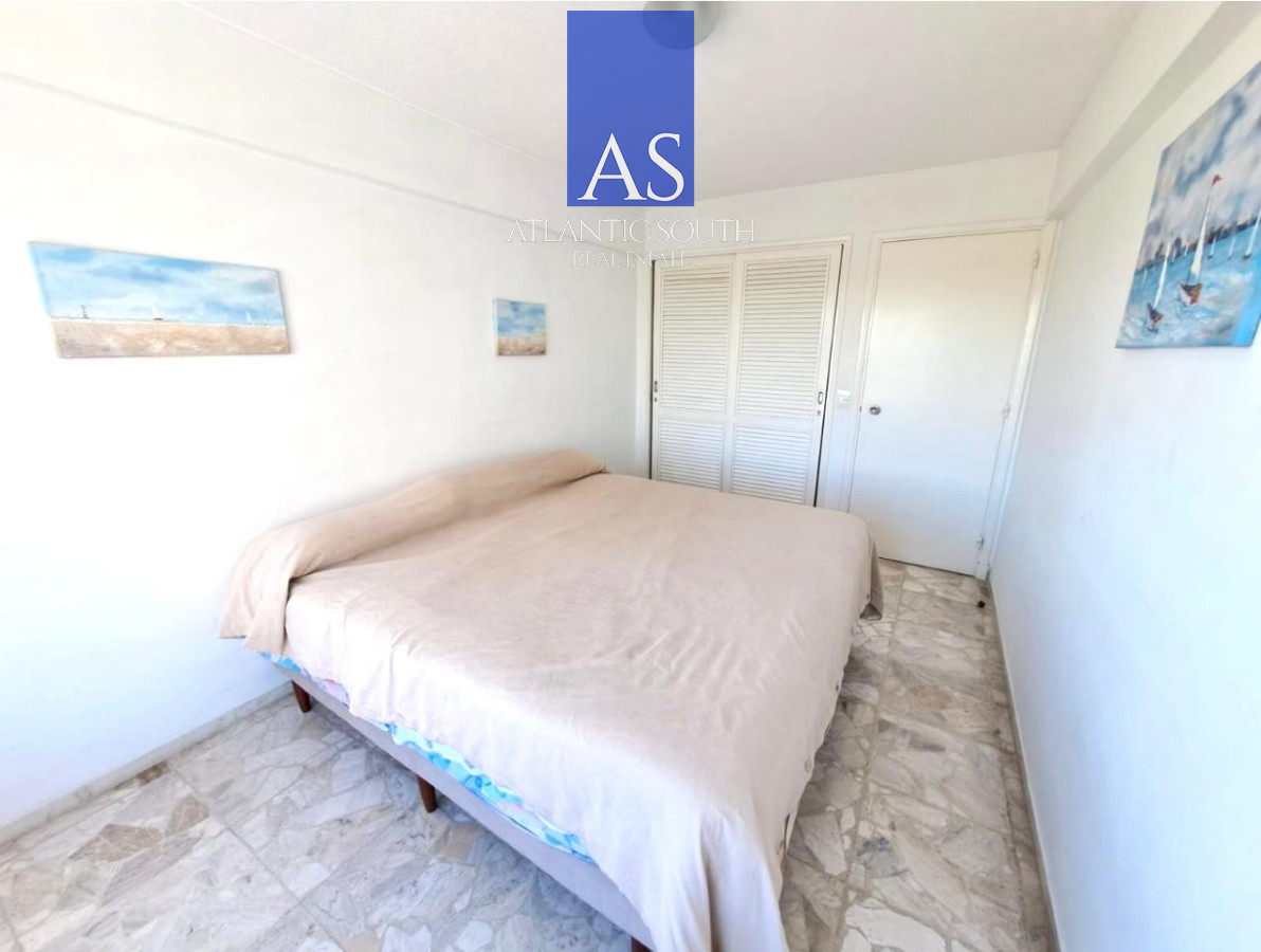 Apartamento ID.4364 - Apartamento 2 dormitorios y medio primera línea cln servicios Playa Mansa