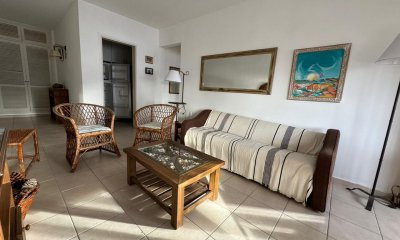 Apartamento 1½ dormitorios piso alto con garage La Pastora P Playa BRava Punta del Etse