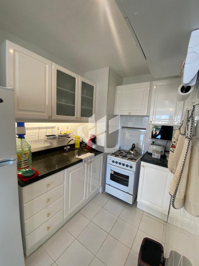 Apartamento ID.300 - Venta, apartamento, 2 dormitorios, Mansa, Punta del Este