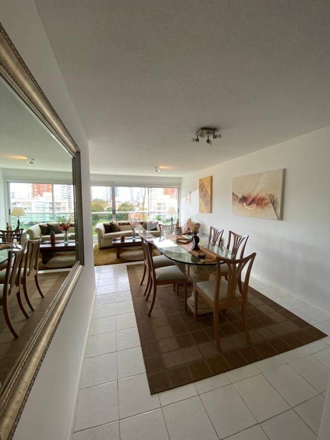 Apartamento ID.300 - Venta, apartamento, 2 dormitorios, Mansa, Punta del Este