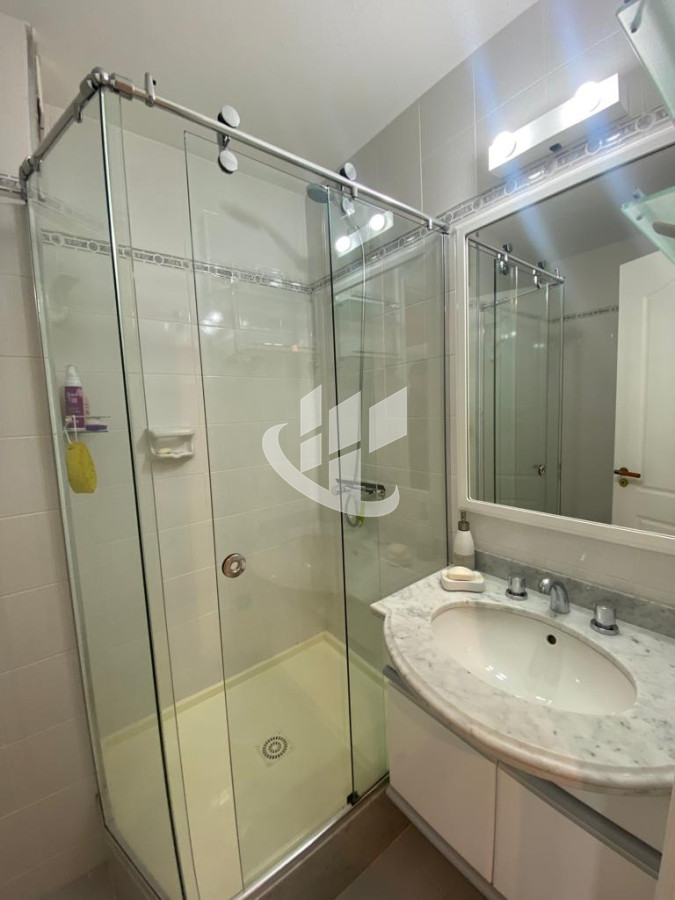Apartamento ID.300 - Venta, apartamento, 2 dormitorios, Mansa, Punta del Este