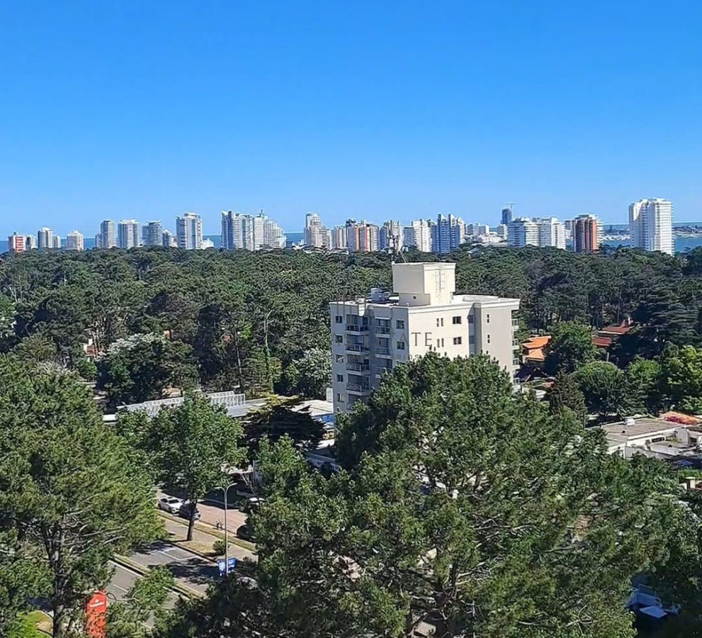 Apartamento ID.3238 - Apartamento de dos dormitorios en venta en Roosevelt , Punta del Este 