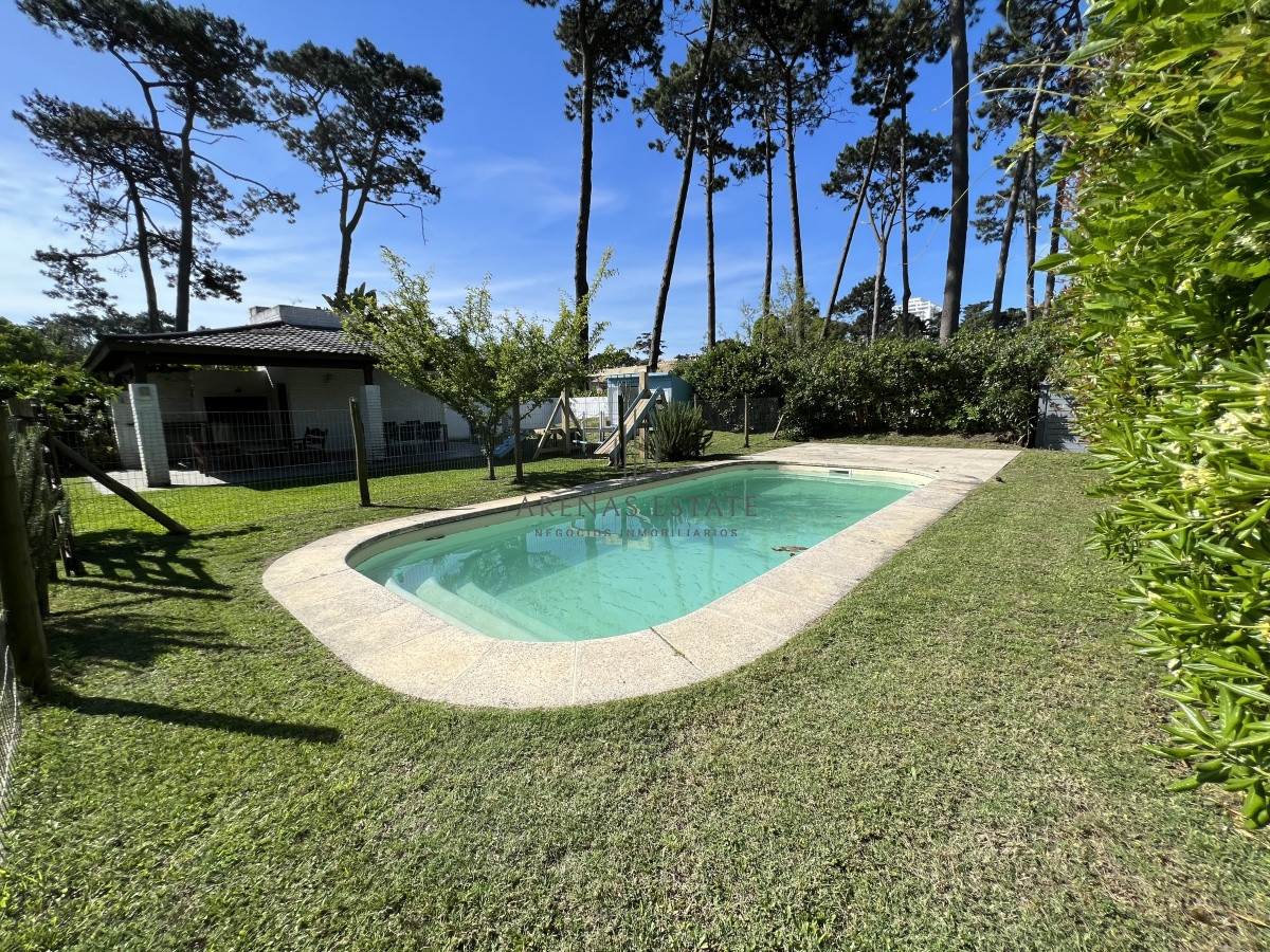 Casa ID.2962 -  Casa en venta en  mansa parada 8