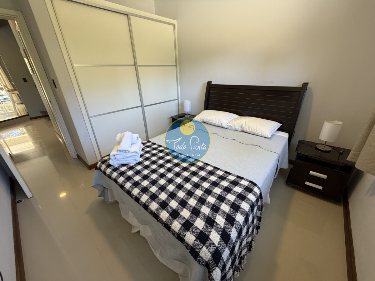 Miniatura de Casa de 4 dormitorios en Solanas, Punta del Este | Todo Punta