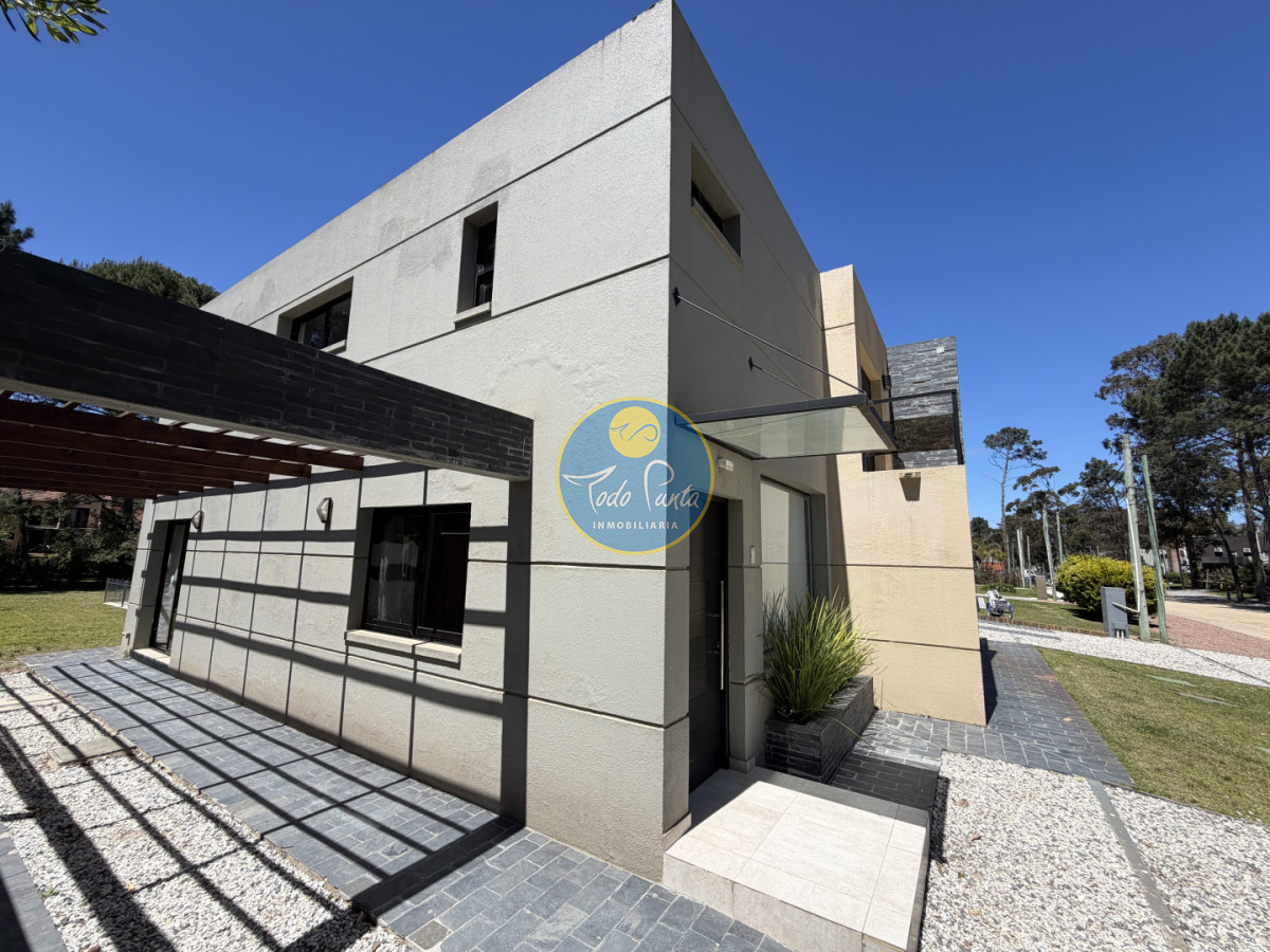 Miniatura de Casa de 4 dormitorios en Solanas, Punta del Este | Todo Punta