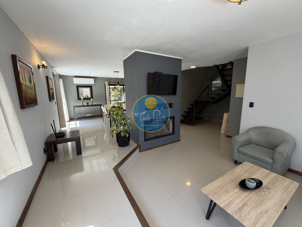 Miniatura de Casa de 4 dormitorios en Solanas, Punta del Este | Todo Punta