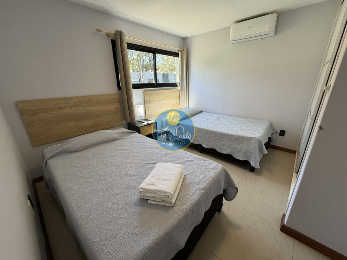 Miniatura de Casa de 4 dormitorios en Solanas, Punta del Este | Todo Punta