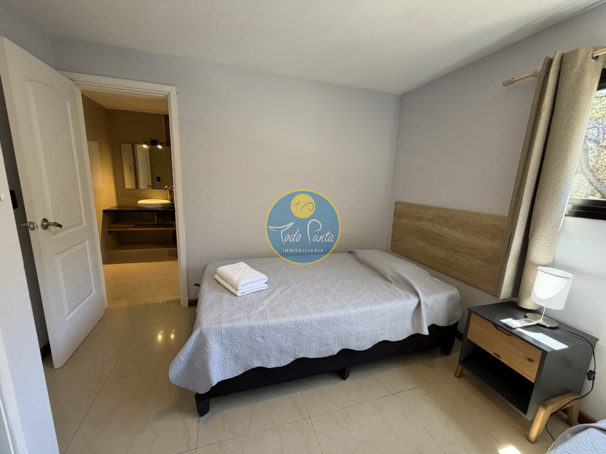 Miniatura de Casa de 4 dormitorios en Solanas, Punta del Este | Todo Punta