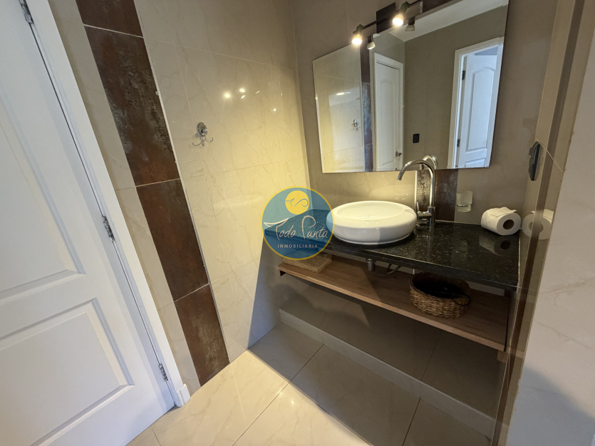 Miniatura de Casa de 4 dormitorios en Solanas, Punta del Este | Todo Punta