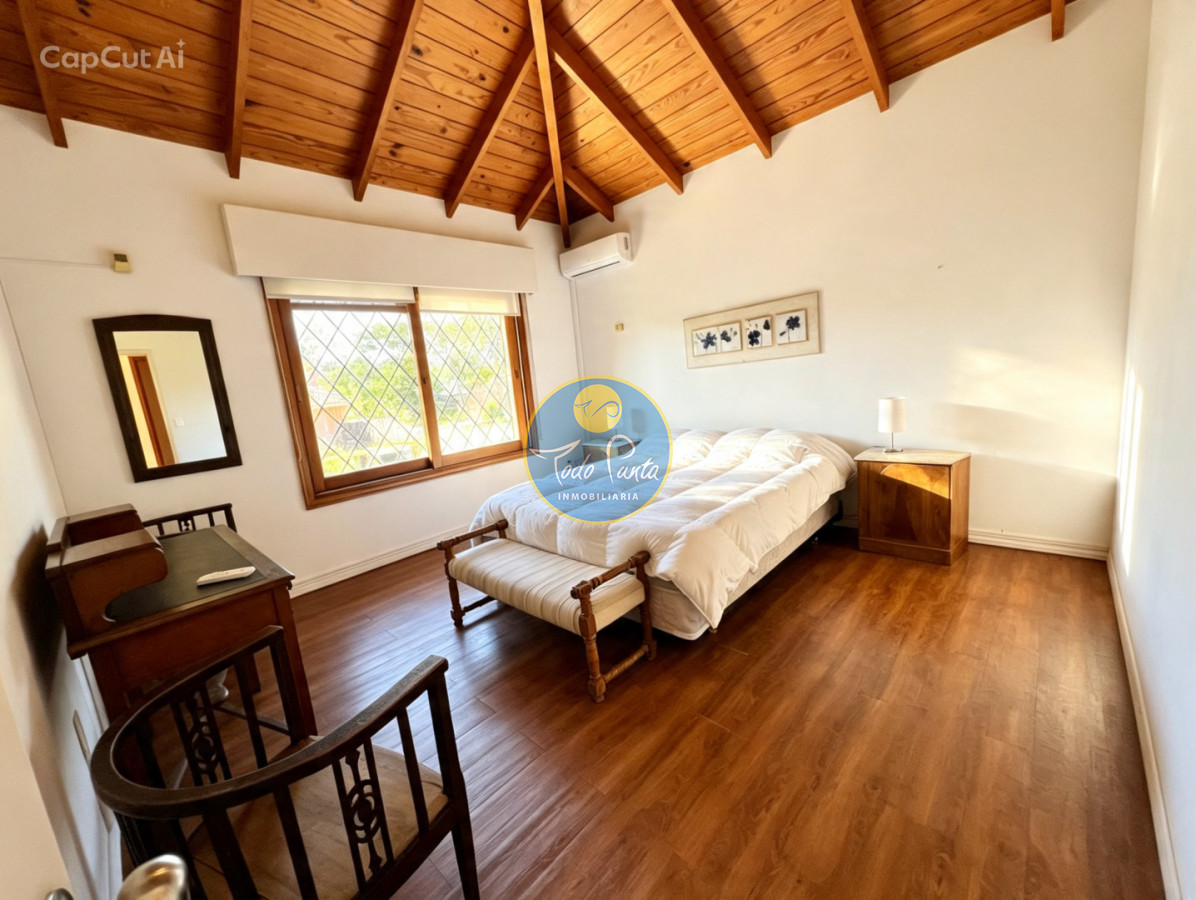Miniatura de Casa de 5 dormitorios en Lugano, Punta del Este | Todo Punta