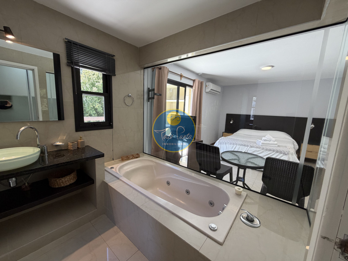 Miniatura de Casa de 4 dormitorios en Solanas, Punta del Este | Todo Punta