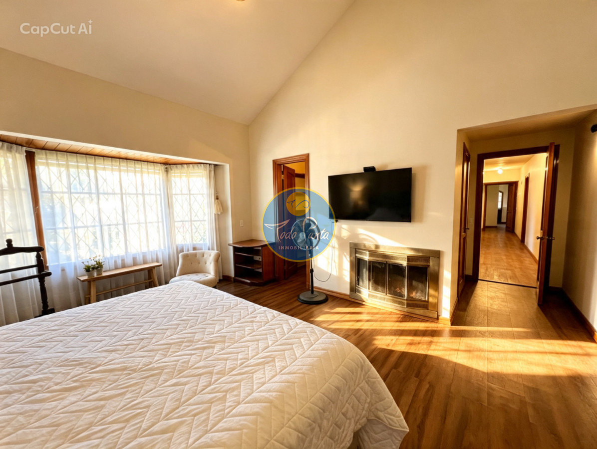 Miniatura de Casa de 5 dormitorios en Lugano, Punta del Este | Todo Punta