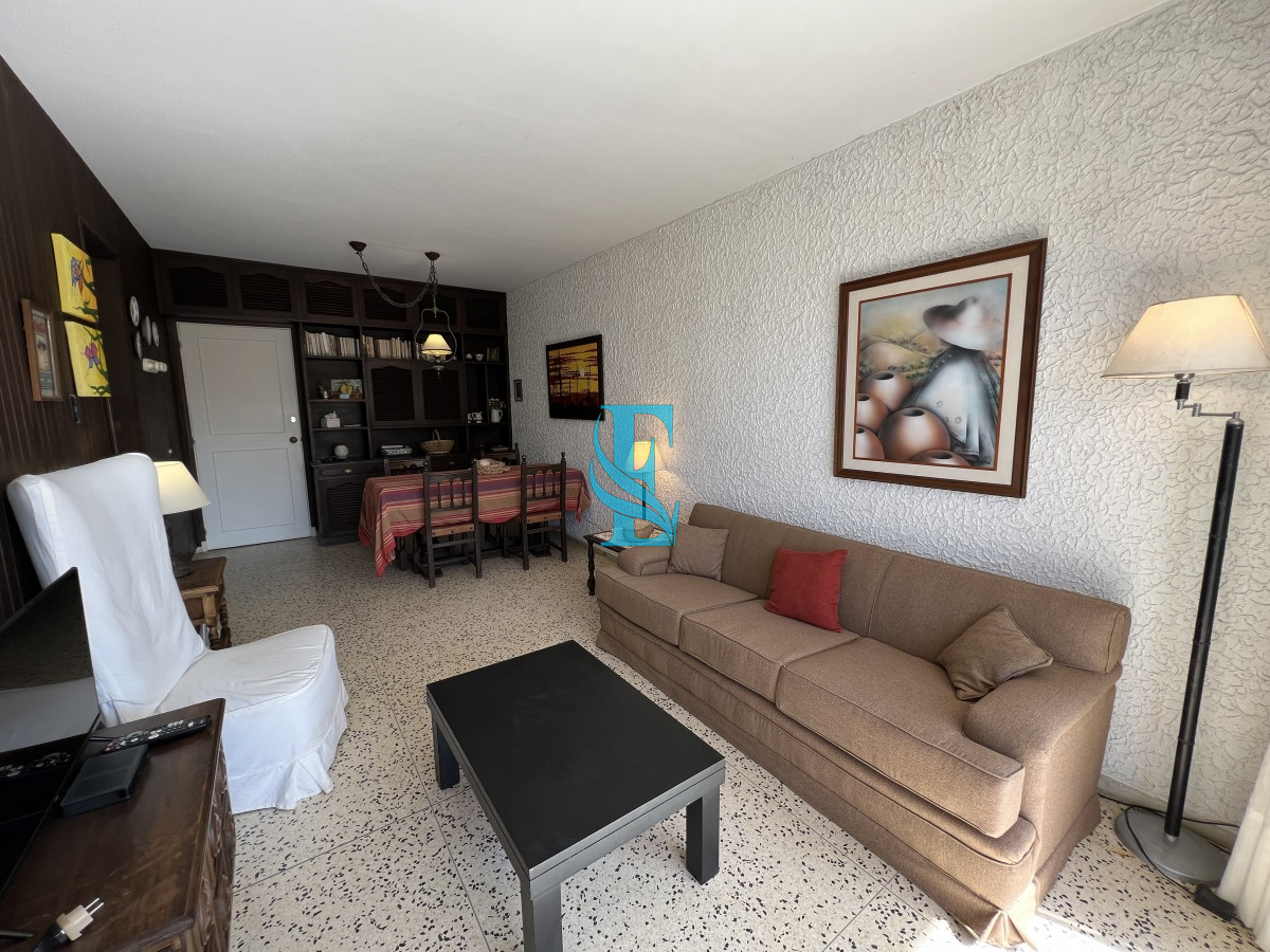 Apartamento ID.216 - Apartamento, Península, Punta del Este, 2 dormitorios