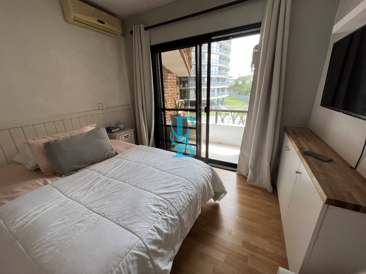 Apartamento ID.215 - zona shopping 