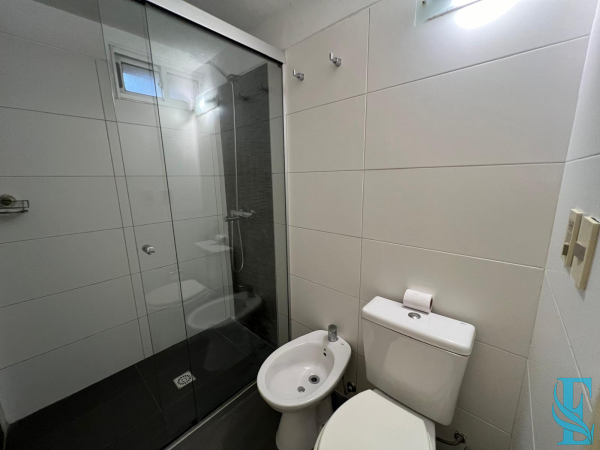 Apartamento ID.60 - A PASOS DE EL EMIR CON PISCINA Y PARRILLERO