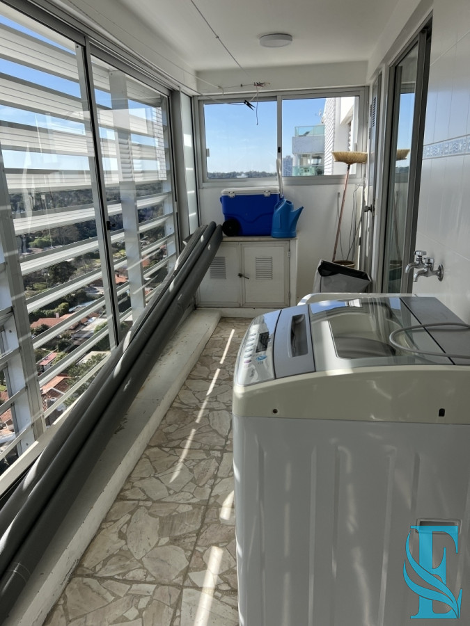 Apartamento ID.645 - Retasado. Espectacular apartamento en venta en primera linea mansa