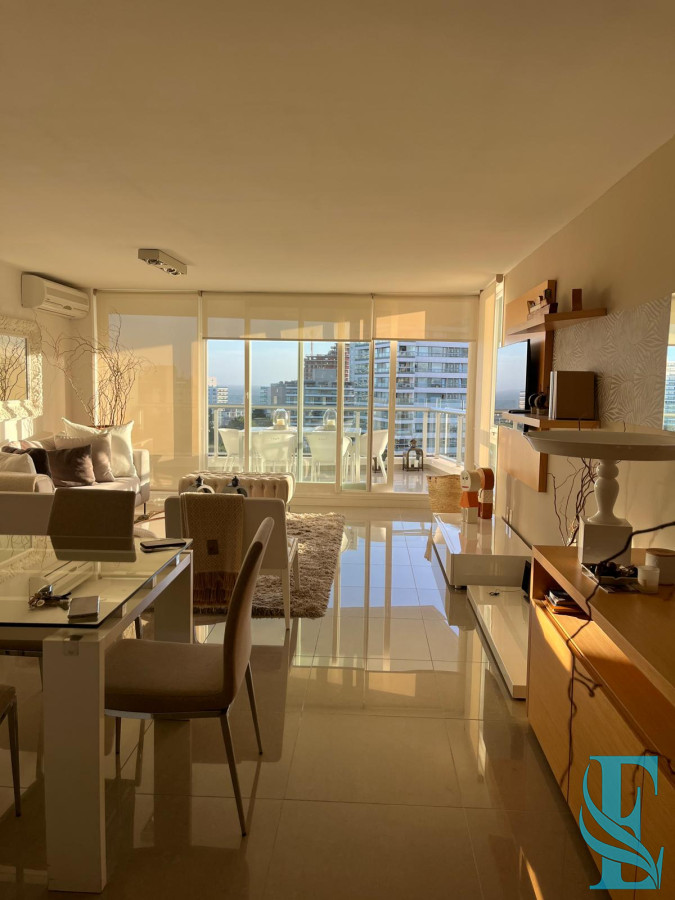 Apartamento ID.620 - torre de categoría en roosevelt  punta del este
