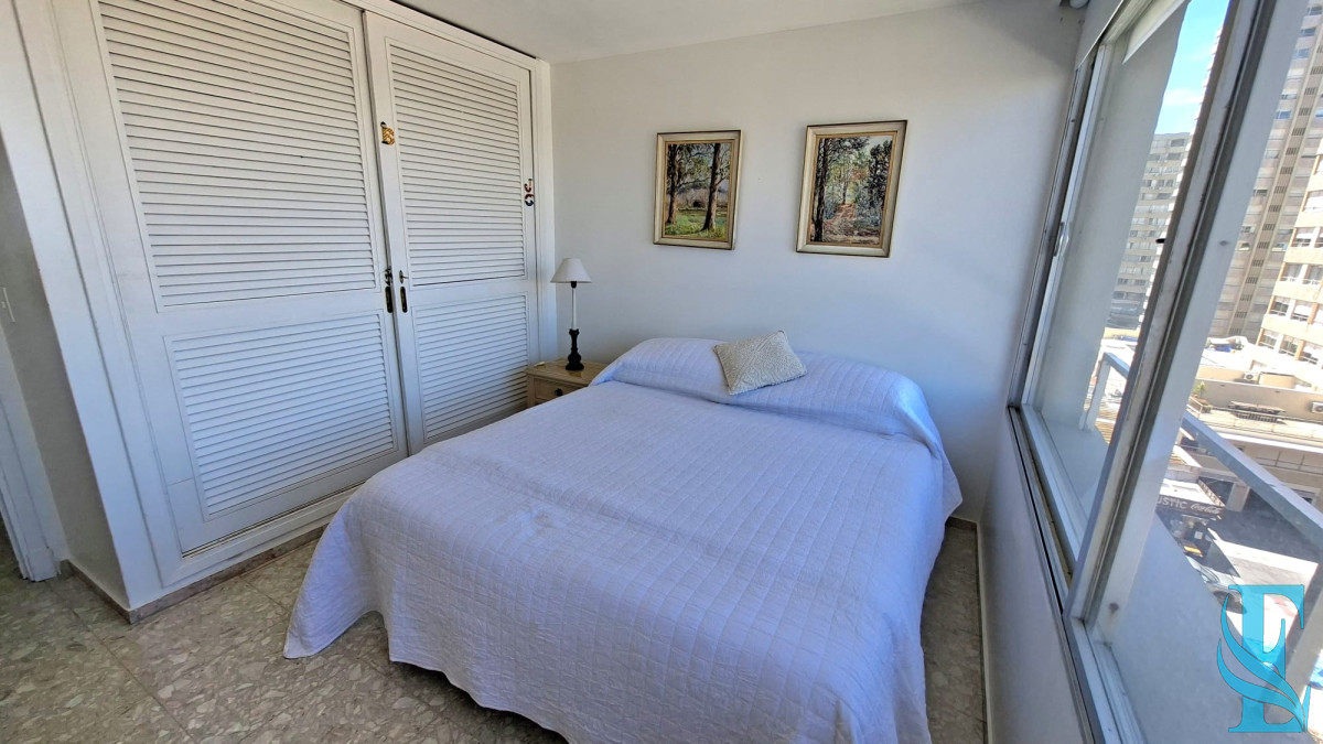 Apartamento ID.661 - Venta. Península, 1 dormitorio y medio garaje.
