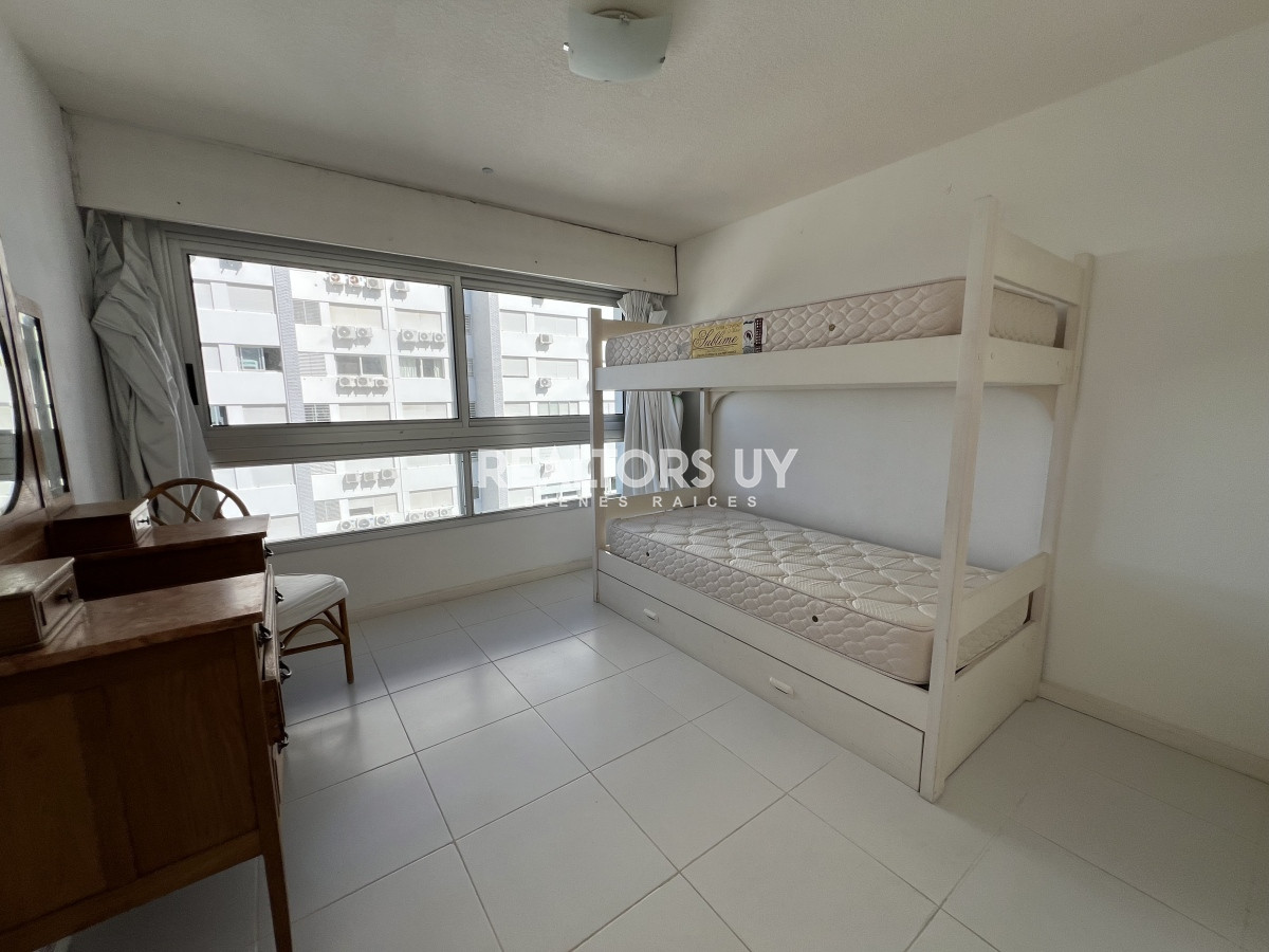 Apartamento ID.7 - Playa Mansa 