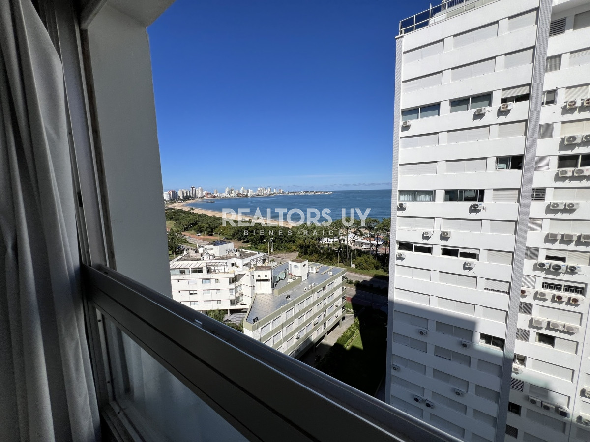 Apartamento ID.7 - Playa Mansa 