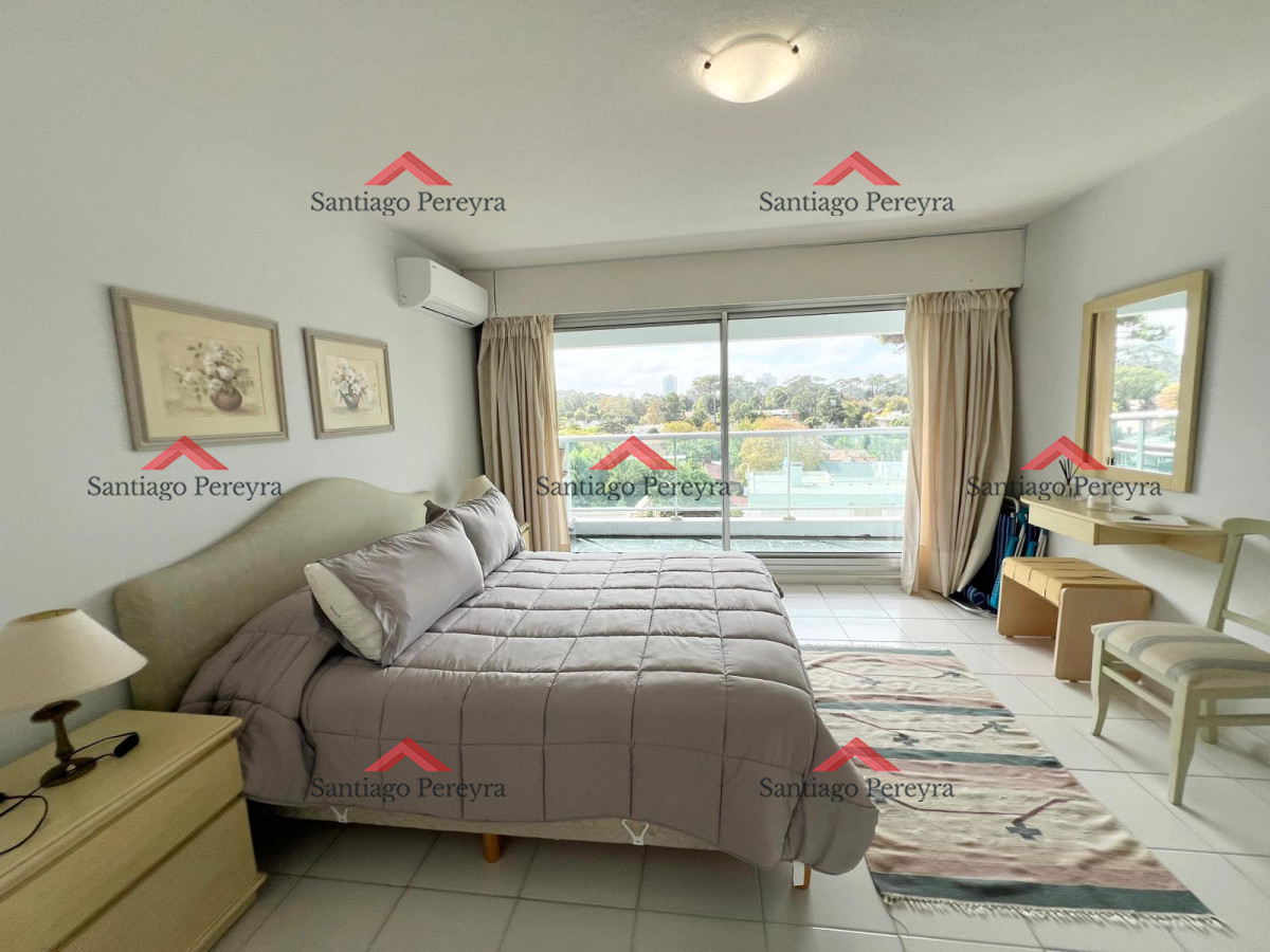Apartamento ID.15784 - Mansa, edificio con servicios. Parada 8.
