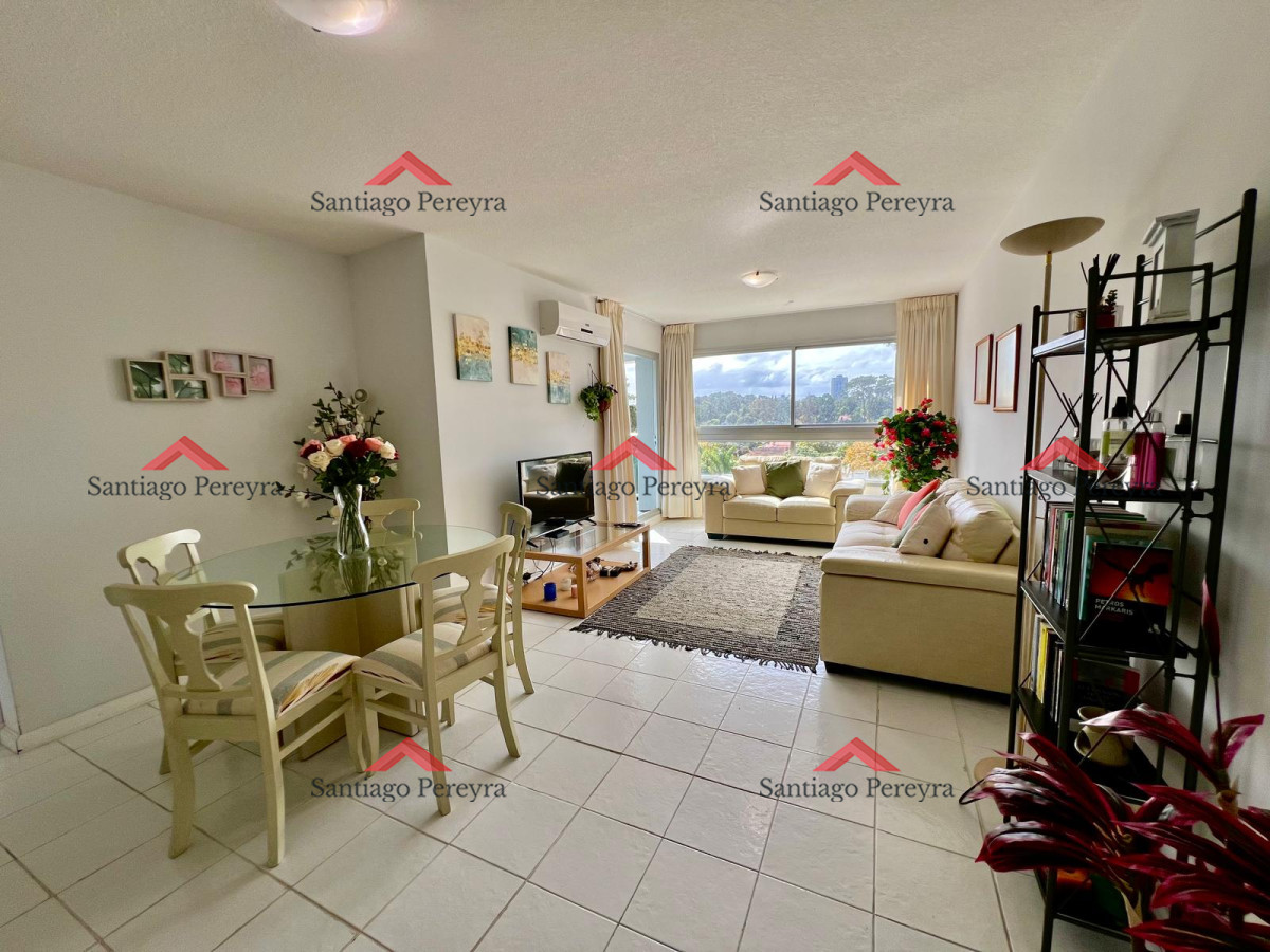 Apartamento ID.15784 - Mansa, edificio con servicios. Parada 8.