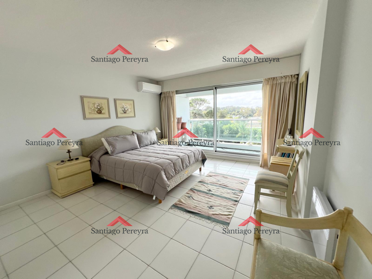 Apartamento ID.15784 - Mansa, edificio con servicios. Parada 8.