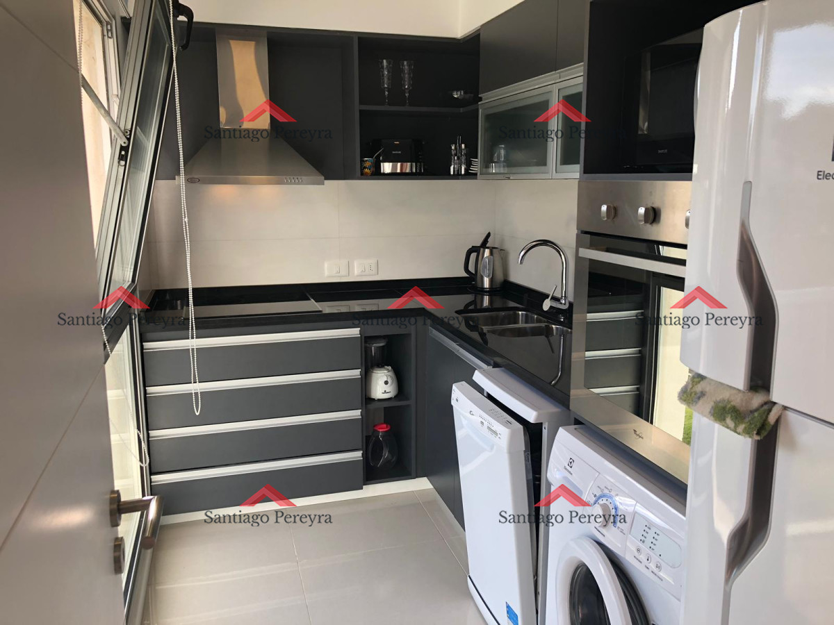 Apartamento ID.14506 - Alquiler temporario, brava, nuevo, 2 dormitorios, servicios.